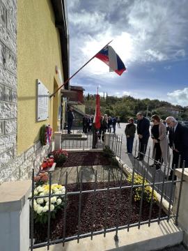 Polaganje vencev ob 1. novembru (8)